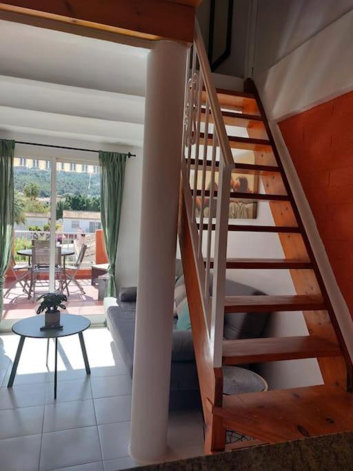 Studio Tipo Loft Con Vista Al Montgo Dénia Buitenkant foto